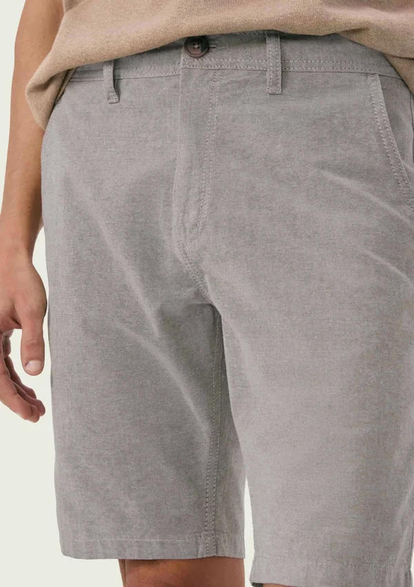 Bermuda Masculina Reta em Tecido Liso Bege
