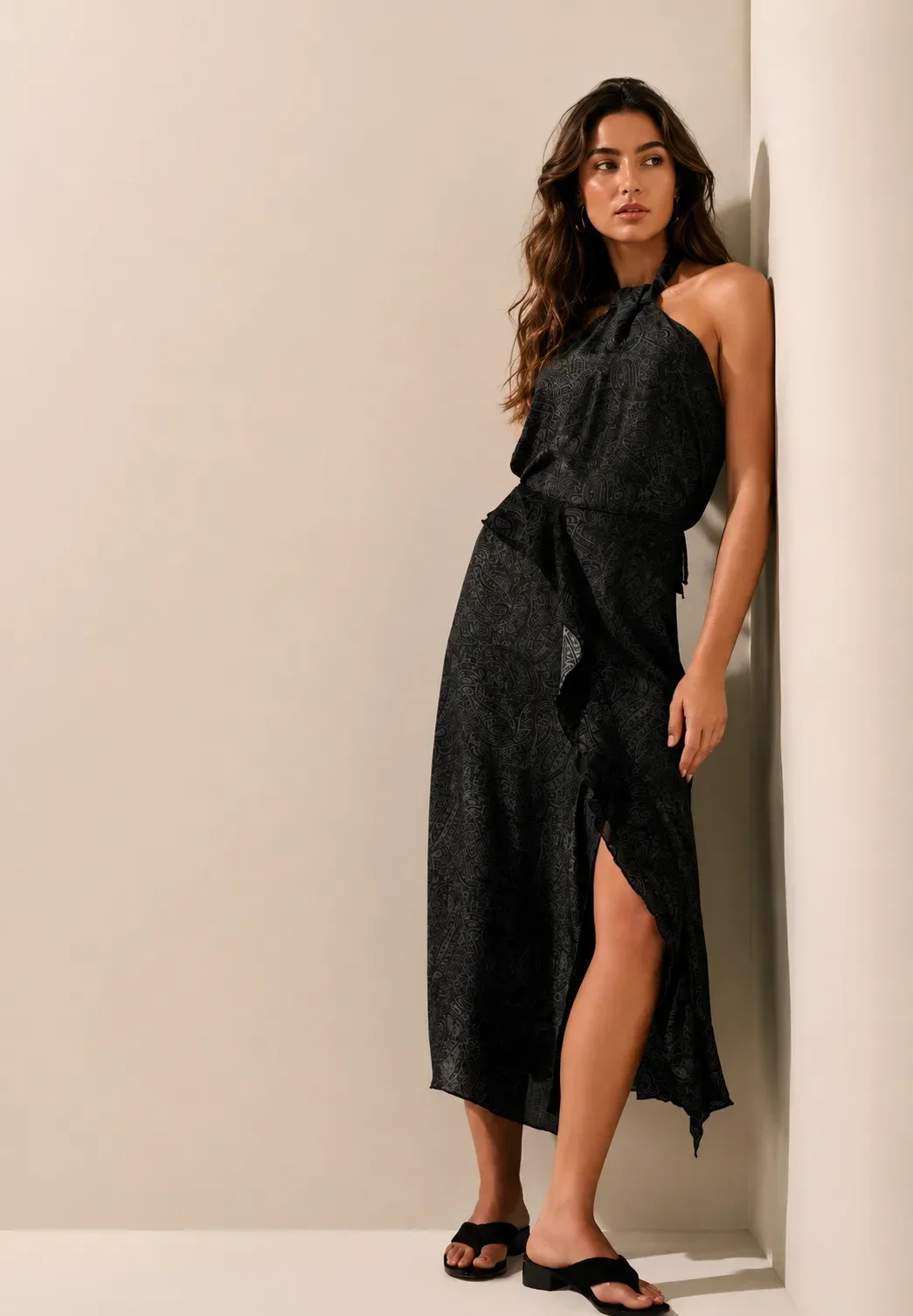 Vestido Evasê New Midi Ombro Só com Listras Preto Branco