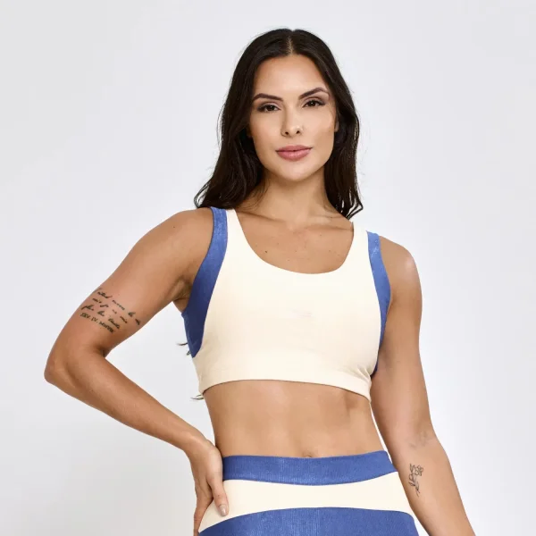 Top Micro Canelado Flow Off White com Azul