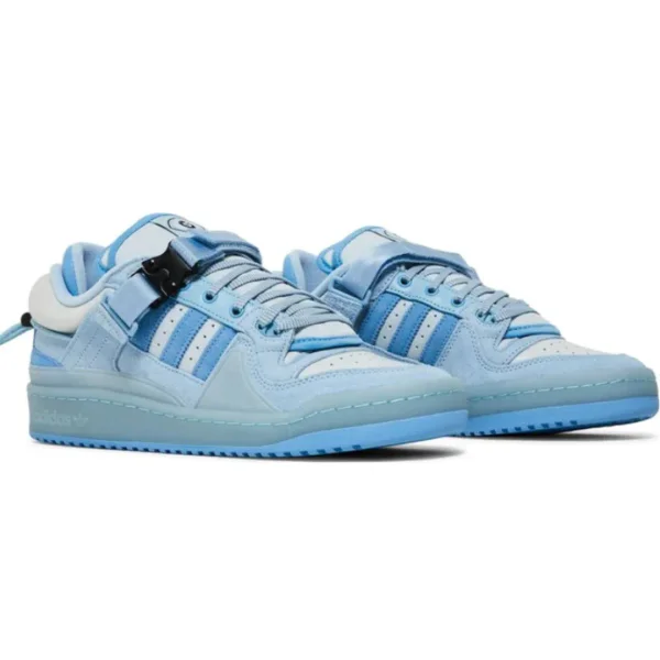 Bad Bunny x Forum Buckle Low 'Blue Tint' — foto 4