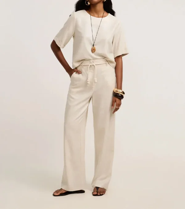 Calça Pantalona em Viscolinho com Cinto Off White