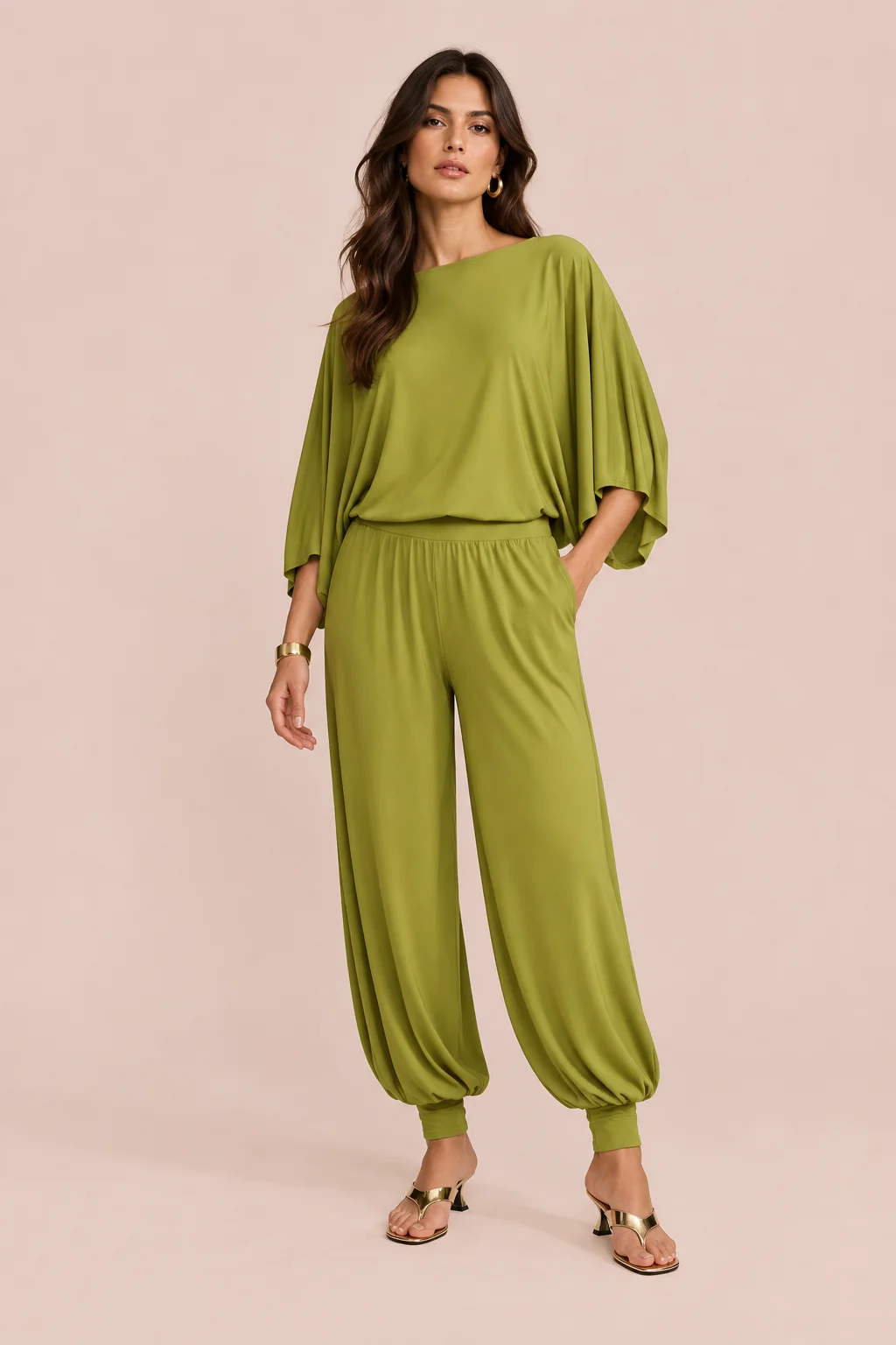 Conjunto Feminino Amplo com Calça Jogger Verde