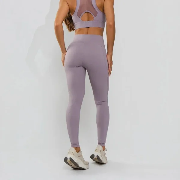 Legging Feminina Roxa com Bolsos — foto 3