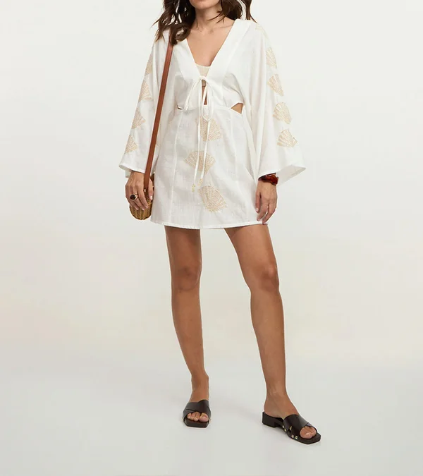 Saída De Praia Vestido Curto Com Bordado De Conchas